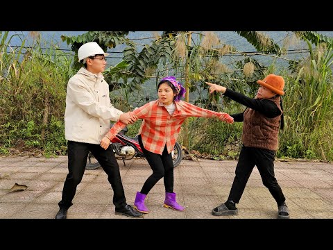 The kind and courageous engineer rescues the poor, single woman from coercion - Ly Tieu Phuong