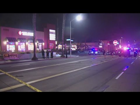 Two San Diego Police officers hit by suspected DUI driver in Pacific Beach, one hospitalized