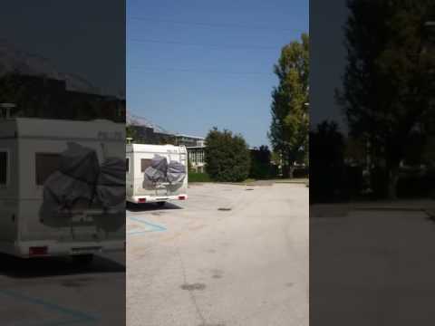 Motorhome aire Parking Zuffo Trento