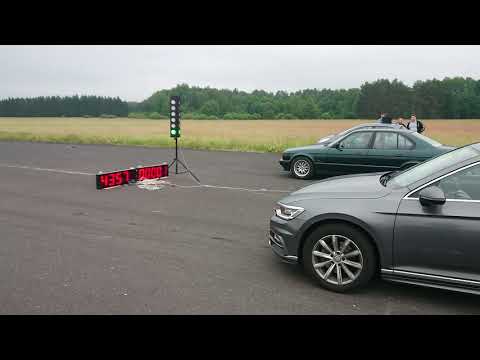 VW Passat 1.6 TDI 120 HP DSG vs BMW 520i E34 2.0 R6 150 HP