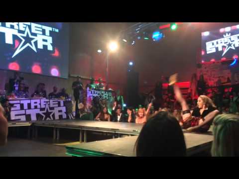 Veronika Zorra - STREET STAR 2015  10s   VOGUE FEMME