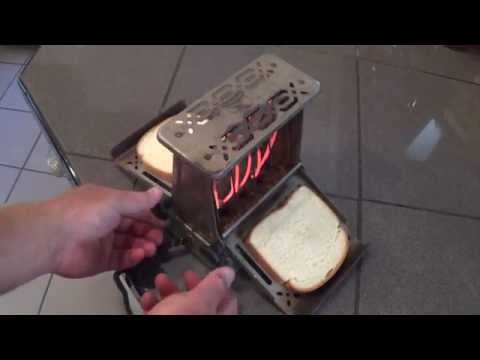 American Made! No Chinese junk! This vintage toaster toasts just like new after 80 years!