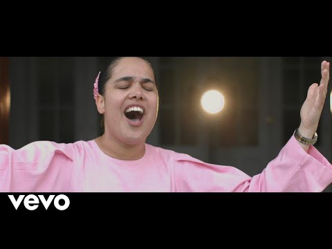 Nívea Silva - A Igreja