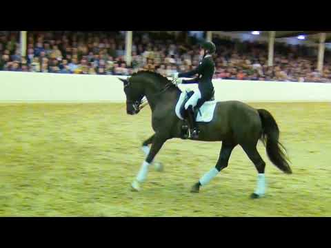 CADEAU NOIR & Lena Waldmann