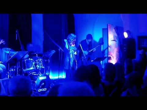 PORANNE ŁZY - Iwona Skwarek & Michał Trzpioła [Krystyna Prońko] -(EASTMAN JOHN PISANO)