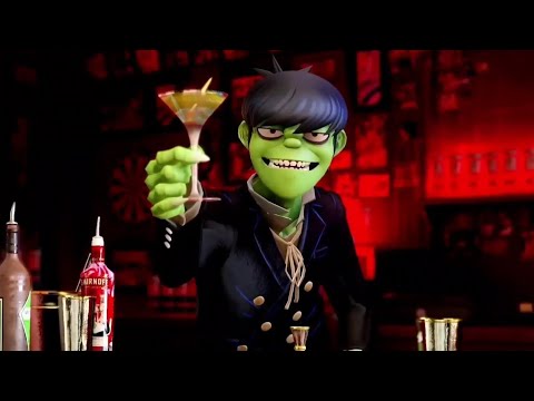Murdoc makes Vodka Murdini 🥒