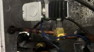 Walk-in cooler — freezing everything again!?