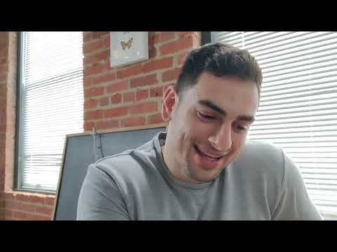 How to Text Girls and Set Up a Date