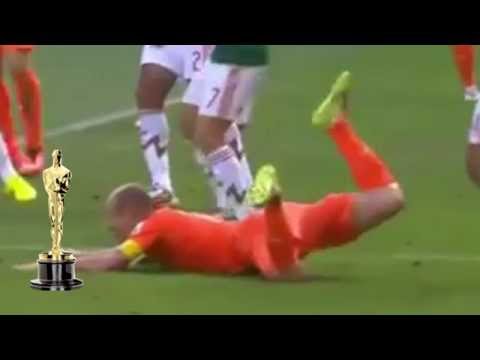 Arjen Robben Dive duiken tirarse de cabeza Netherlands Mexico World Cup
