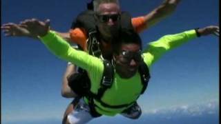 preview picture of video 'Casey's Skydive'