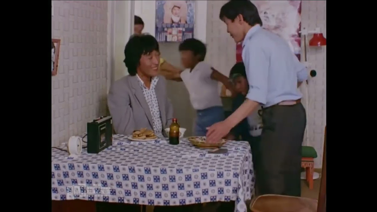 Гарын таван хуруу МУСК (Монгол киноны сэтгэлд хоногшсон хэсгүүдээс...)