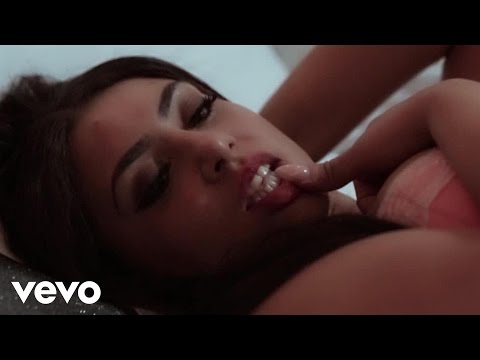 Mellamell - FREAK (Explicit) ft. Zefanio, Brace
