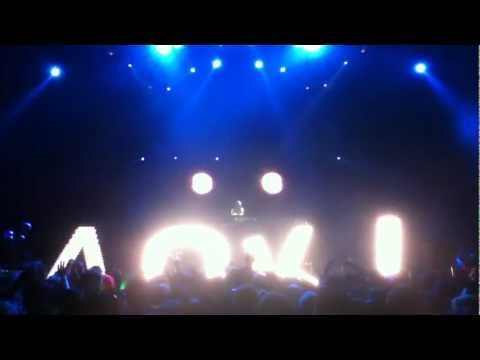 Steve Aoki ft Sidney Samson -Wake Up Call  @LED Presents (Size Records + DeadMeat Tour)