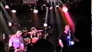 15 - blink-182 - Romeo and Rebecca live at The Wreck Room, Atlanta 96'