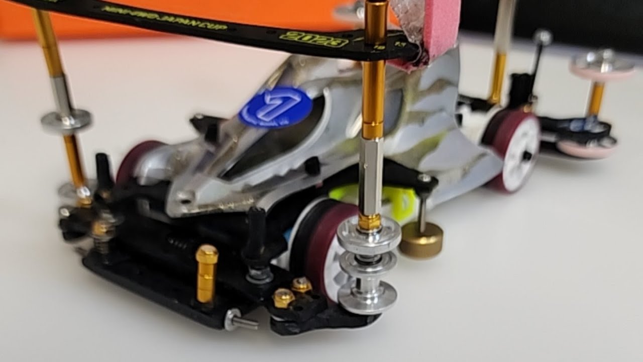 お久しぶりです！！ミニ四駆の準備するよ！