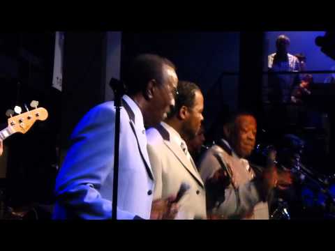 The Impressions with The Curtom Orchestra - You've been cheatin' - Live in London 2012