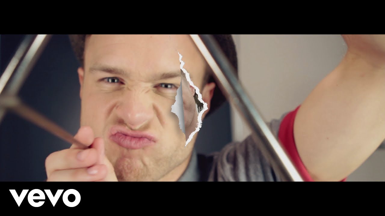 Olly Murs ft. Demi Lovato, Flo Rida, Rizzle Kicks, Travie McCoy — Megamix