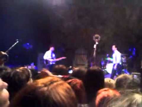 Brendon Broke His Toe? Panic! at the Disco Boston 5/22/11