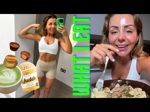 WHAT I EAT IN A DAY