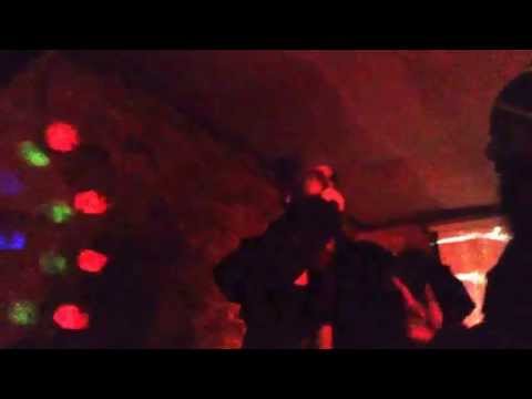 Tikaf feat. Ras Levy En vivo