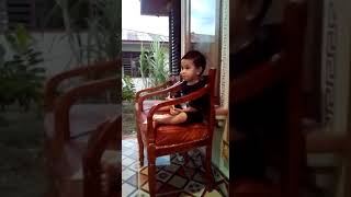 Download lagu Kelucuan anak-anak mp3