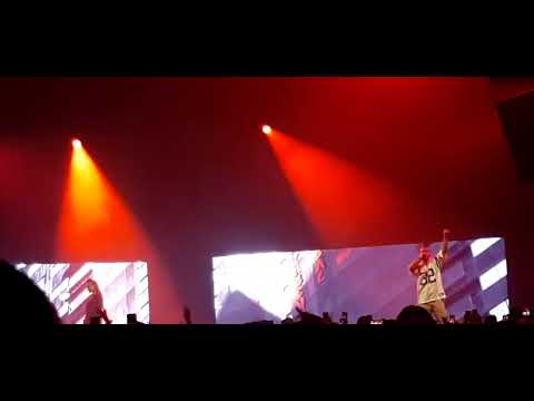 badmómzjay & Takt32 live ohne Backup: Irgendwie egal