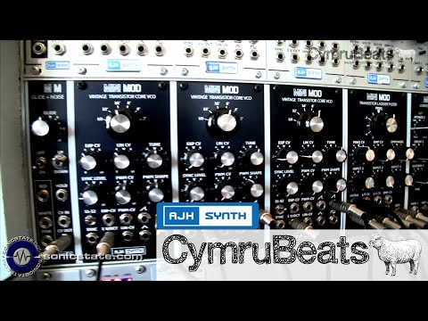AJH Synth  MiniMod at Cymru Beats 15