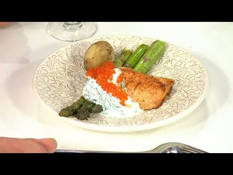 Monika Ahlberg lagar nationaldagsmeny - Nyhetsmorgon (TV4)