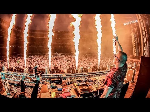 DJ SNAKE - TURN DOWN FOR WHAT, GET LOW LIVE UMF 2018