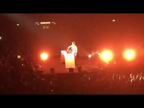 Armin Only Embrace Old Skool Moment