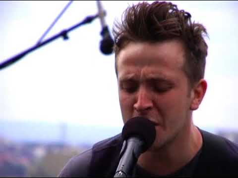 The Futureheads - Hounds of Love (Live for Don’t Look Down, Pitchfork TV)