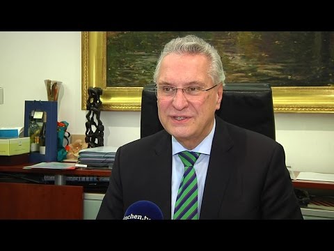 Der Rückblick auf 2016 mit Innenminister Herrmann - 110-Das Polizeimagazin