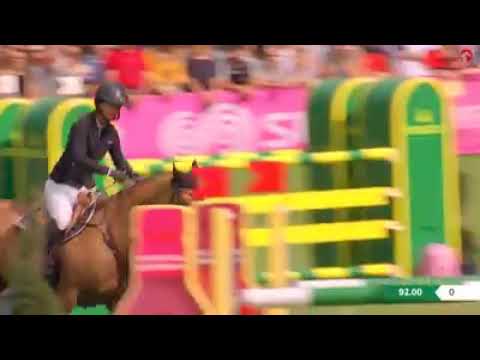 Margaux Rocuet y Victoria Barcelona ( Huppydam des Horts ) vencedoras del Derby Dinard