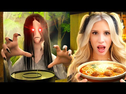 Working The NIGHT SHIFT at a HAUNTED BAKSO MALANG KIOSK!