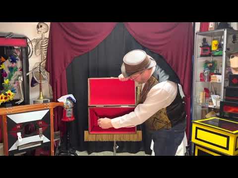 Enchanted Treasure Chest Deluxe by Timco Magic