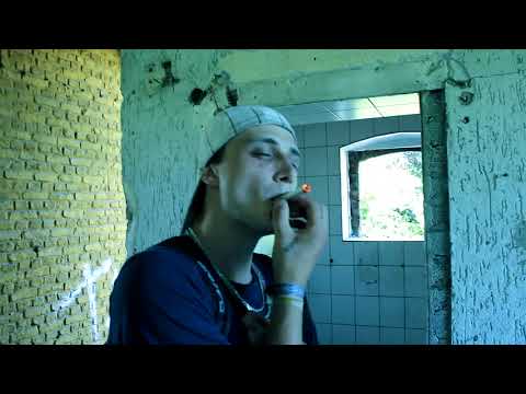 IZY myself - Gras bei [Official HD Video] (Beat by Mbeatz | Video von DeeLah)