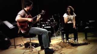 Above and Below-Allan Holdsworth. Performed by Quei Due.