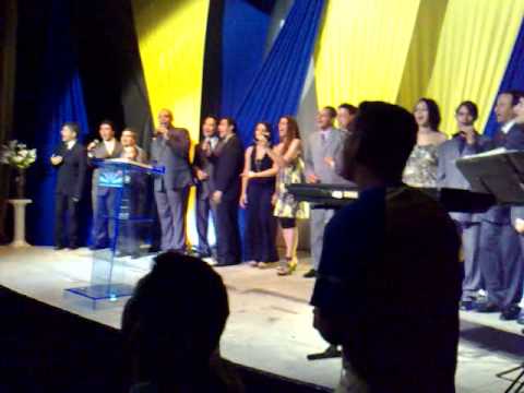 Coral Contemporaneo Novo de Deus