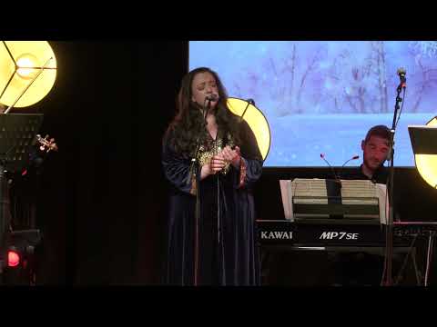 Ave Maria - Bach/Gounod - Sharon Lyons (String Orchestra + Piano)