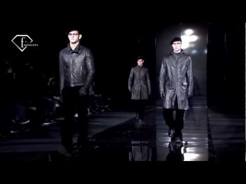 fashiontv | FTV.com - MILAN MEN F/W 2010-11-  GIORGIO ARMANI  FASHION CLIP