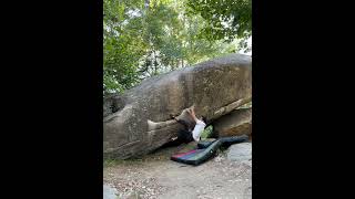 Video thumbnail of La chose au fond du trou, 7c. Targasonne