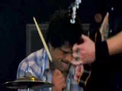 Queens Of The Stone Age - Feel Good Hit Of The Summer (Rock Werchter 07)