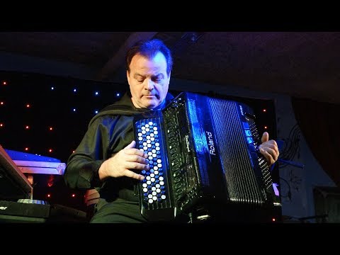 Jacques et Eva CLARET Au bon temps Aurillac dec 2017 Medley accordéon chant
