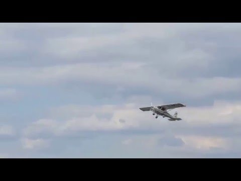 Comco Ikarus C-42C Takeoff at Gießen-Lützellinden