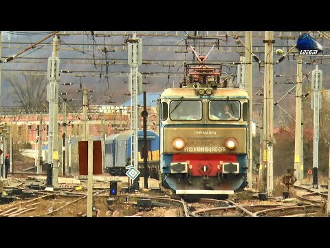 Două Trenuri în Gara Năsăud Two Trains in Năsăud Station - 12 November 2025