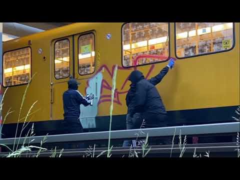 Berlin Subway Panel  ELSCREW