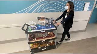 Newswise:Video Embedded holiday-cheer-makes-the-rounds-at-cedars-sinai-marina-del-rey-hospital