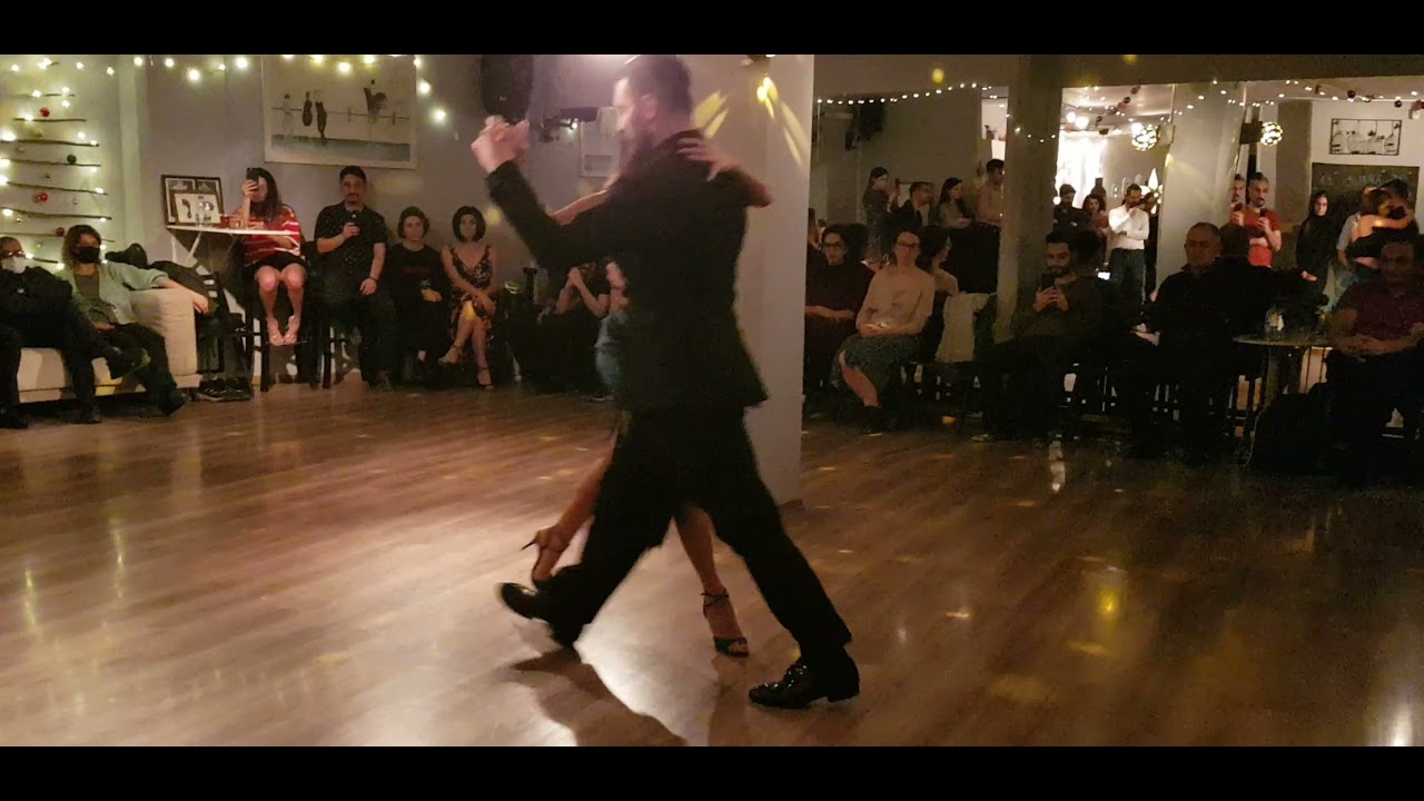 Ilgın Tetikcan & Ahmet Gezen / Comme II Faut / Tangesta / Show 4/1