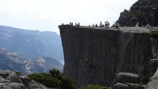 preview picture of video 'Die Wanderung zum Preikestolen/Norwegen'