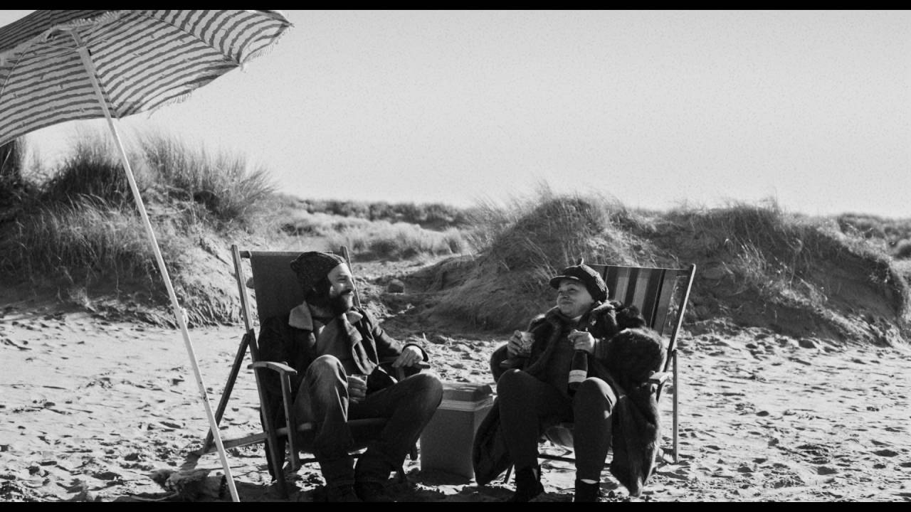 Miniature de la vidéo Je me tue à le dire / Bande-annonce - Au cinéma le 6 juillet du film Je me tue à le dire